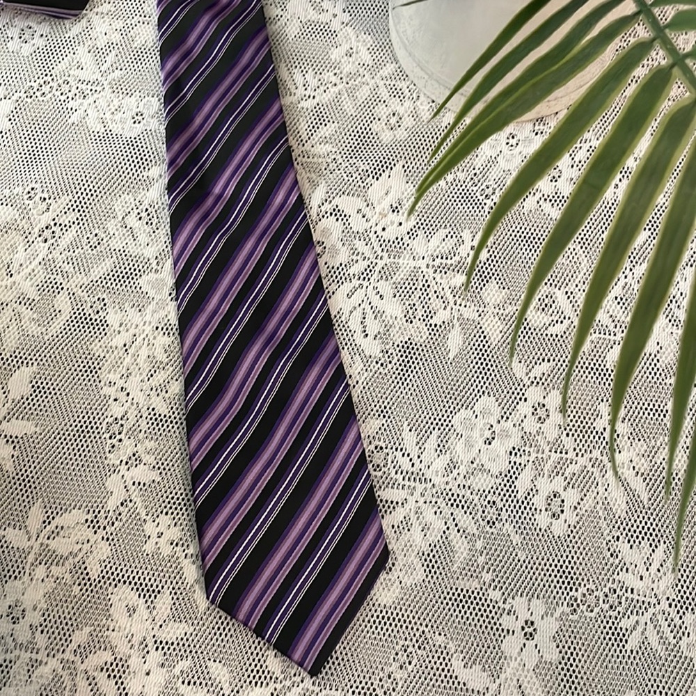 Men’s Tie  👔  | Mix & Match - 2 / $10 or 5 / $20